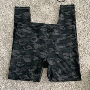 Fabletics Camo 7/8 Legging